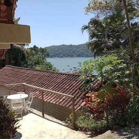 Casa com vista para o mar em Paraty Exterior foto