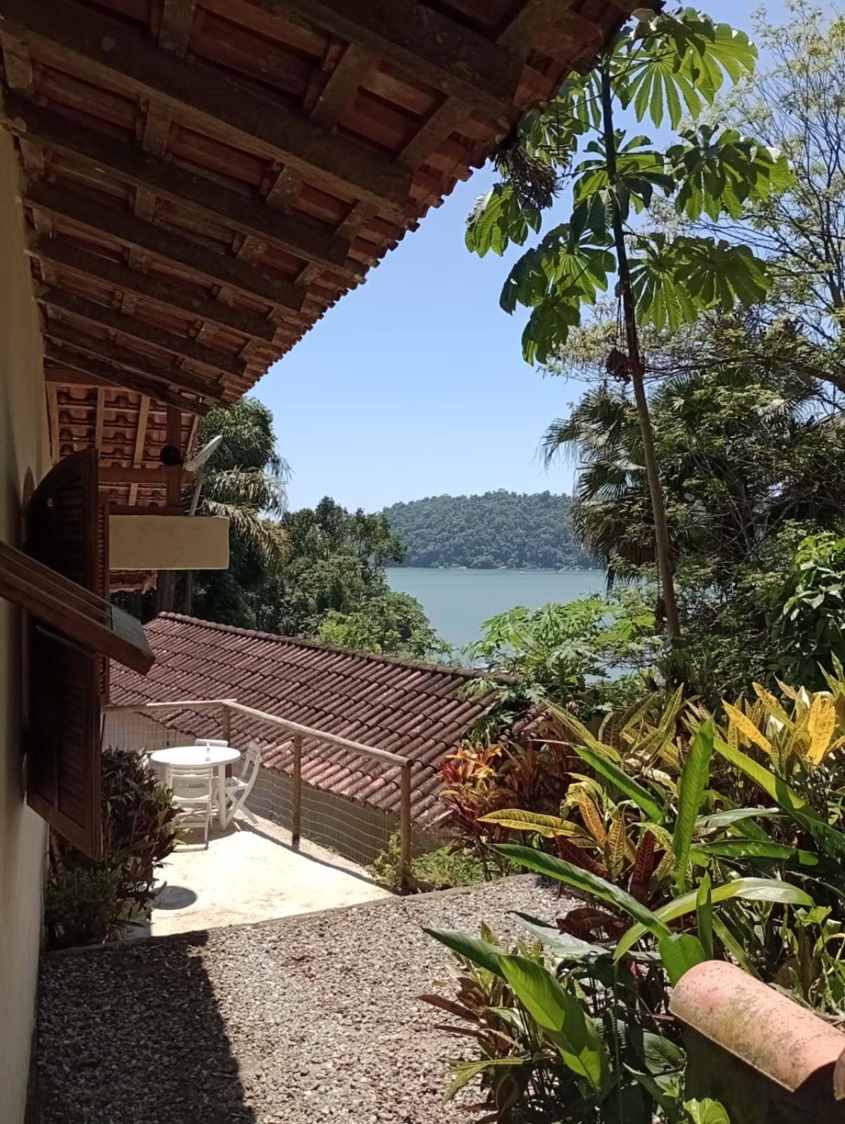 Casa com vista para o mar em Paraty Exterior foto